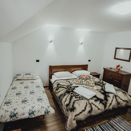 Hotel Popasul Calatorului Moisei Exteriér fotografie