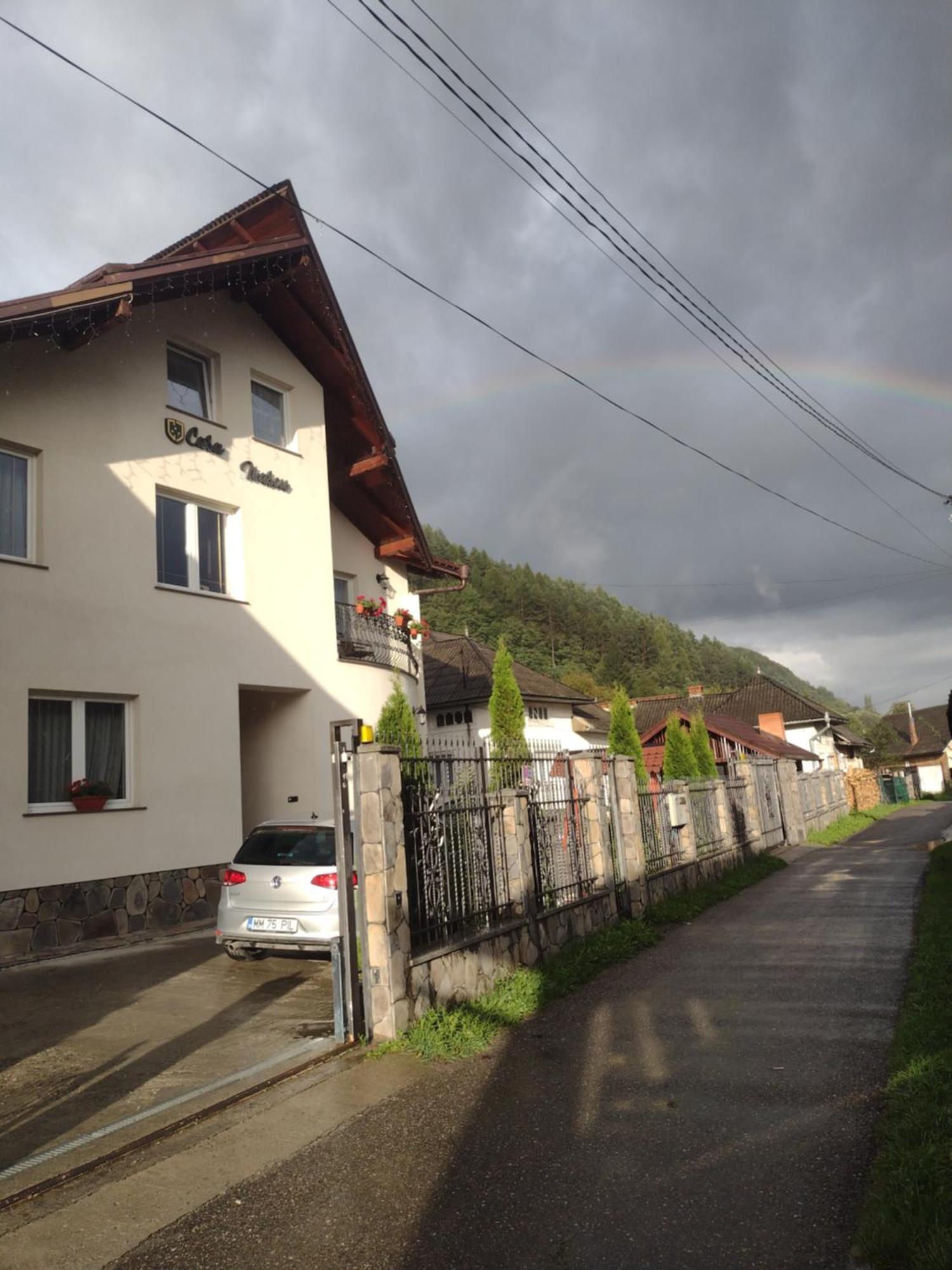 Hotel Popasul Calatorului Moisei Exteriér fotografie